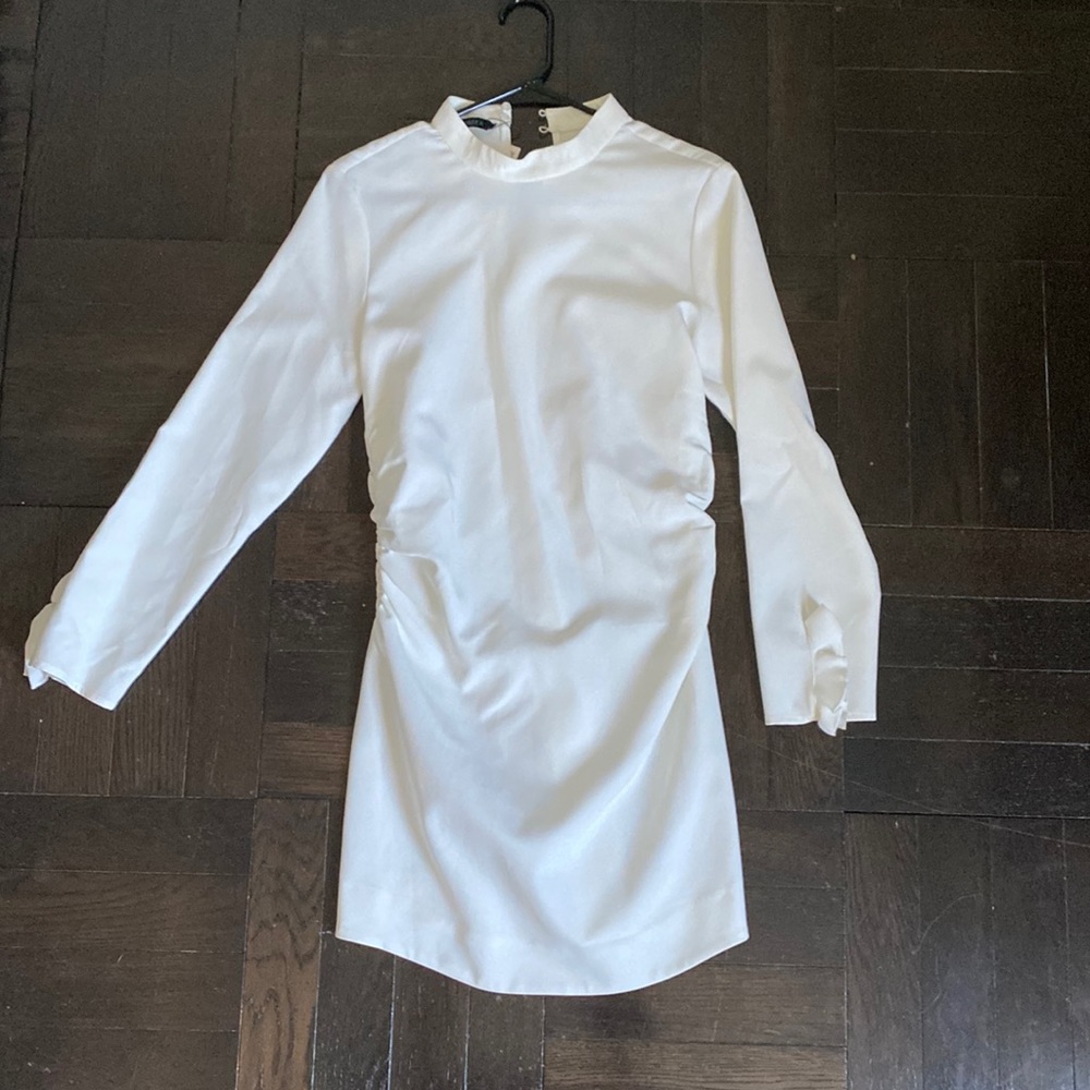 Zara Fitted White dress